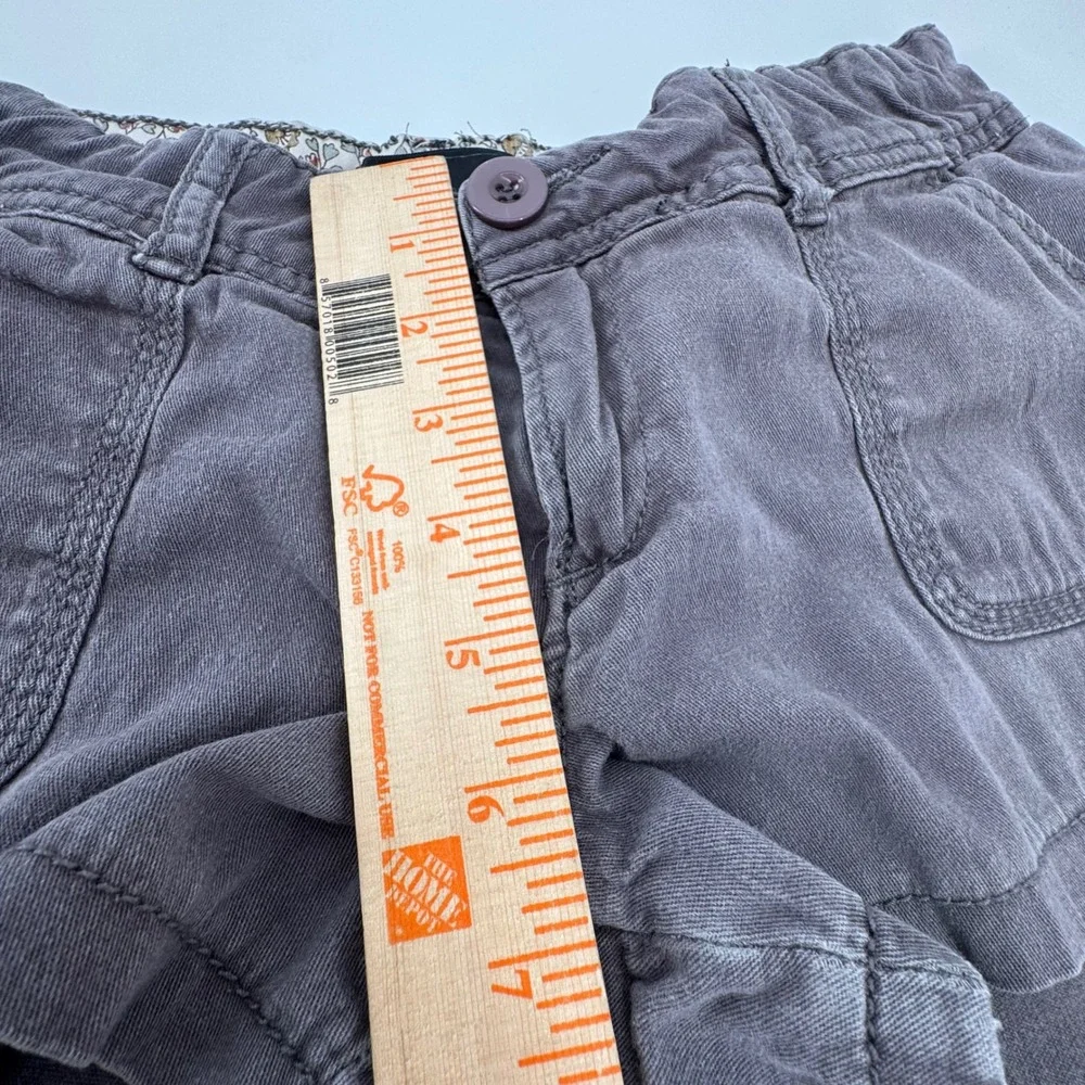 Iris Basic Womens Utility Shorts Charcoal Gray Stretch Cotton Size M Floral Trim